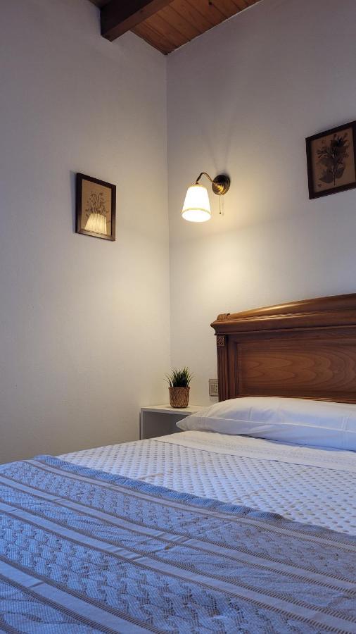 Casa Rural El Torrejon 阿里纳斯·德·卡伯瑞勒斯 外观 照片
