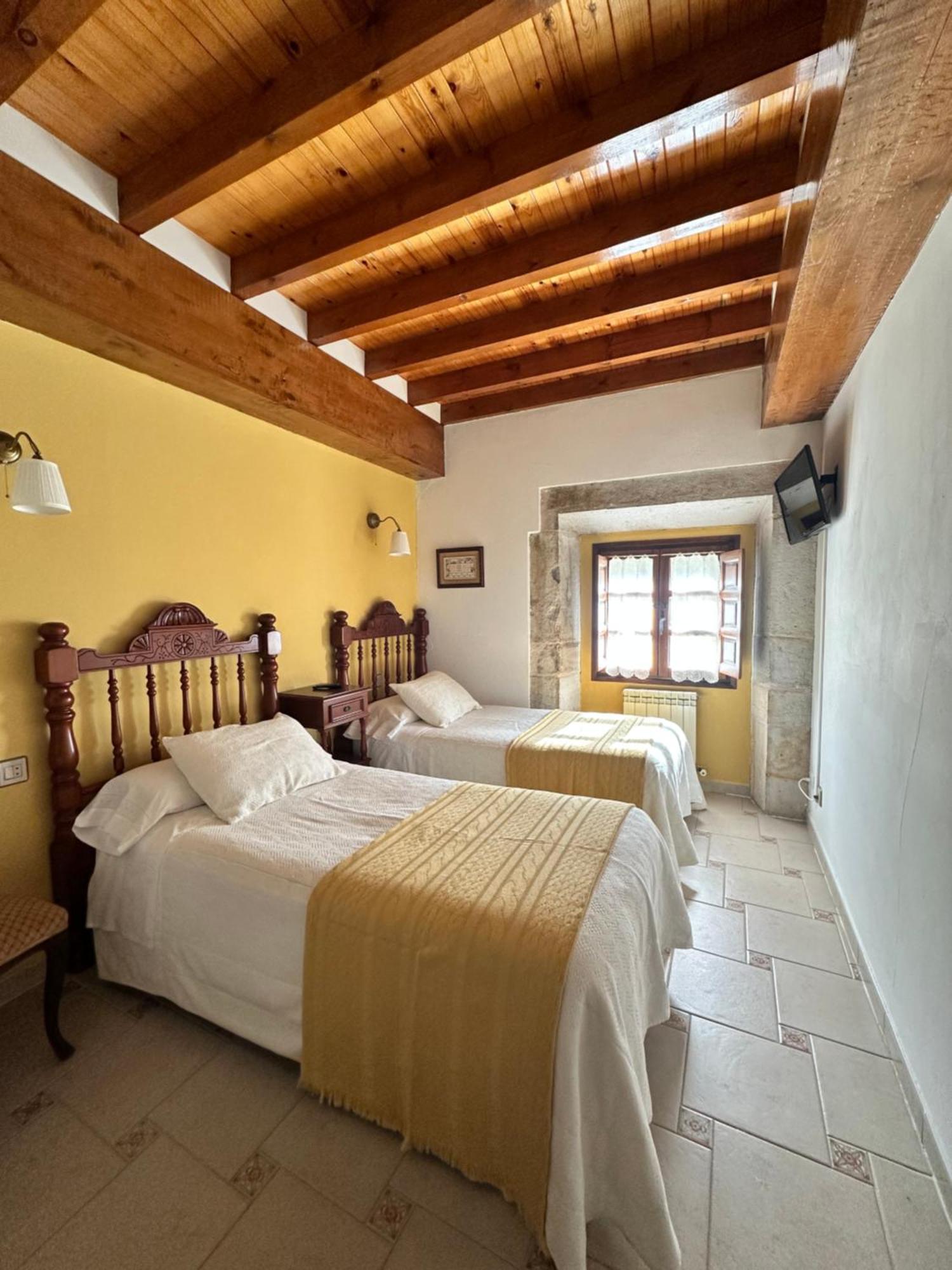 Casa Rural El Torrejon 阿里纳斯·德·卡伯瑞勒斯 外观 照片