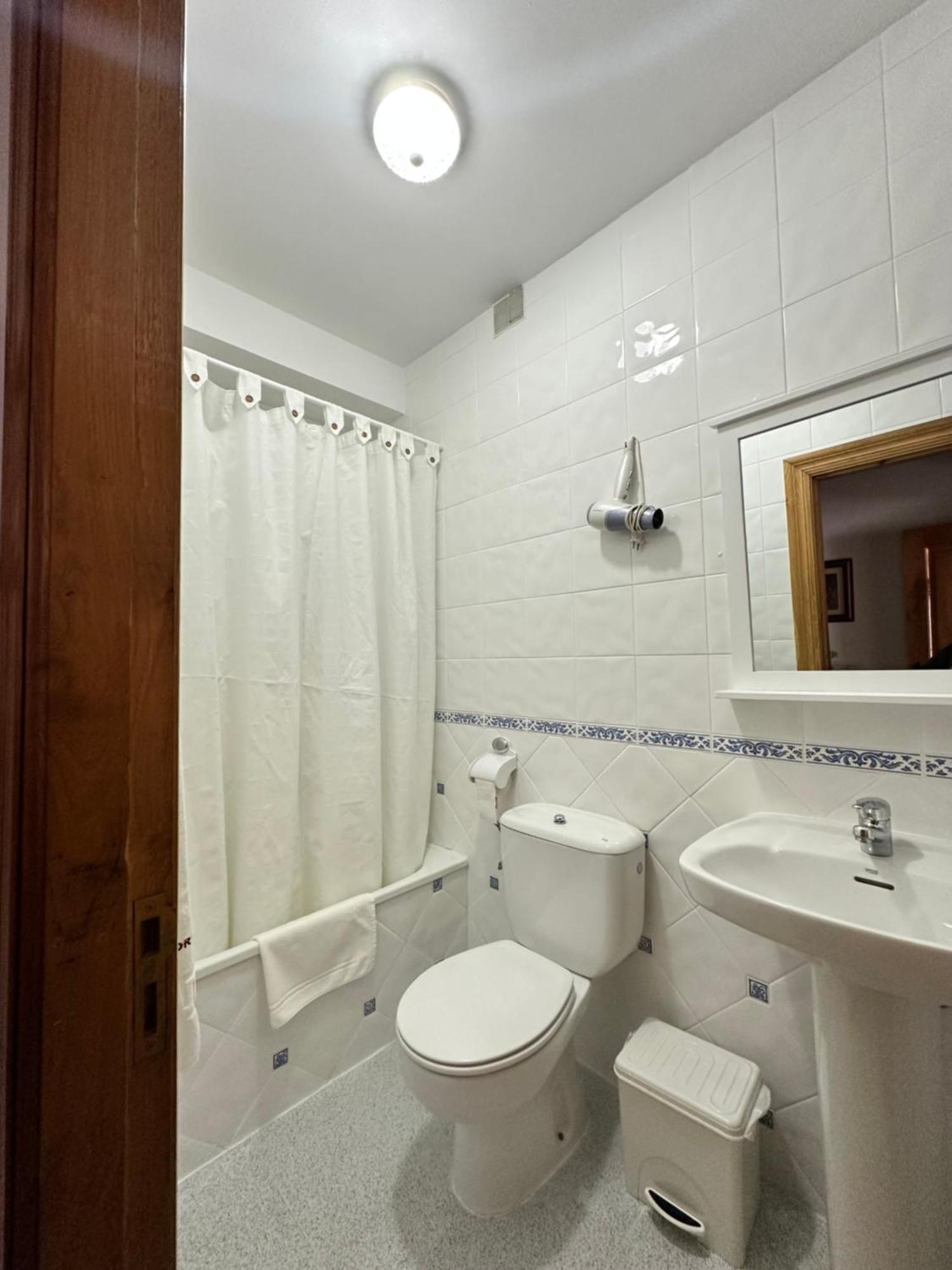 Casa Rural El Torrejon 阿里纳斯·德·卡伯瑞勒斯 外观 照片