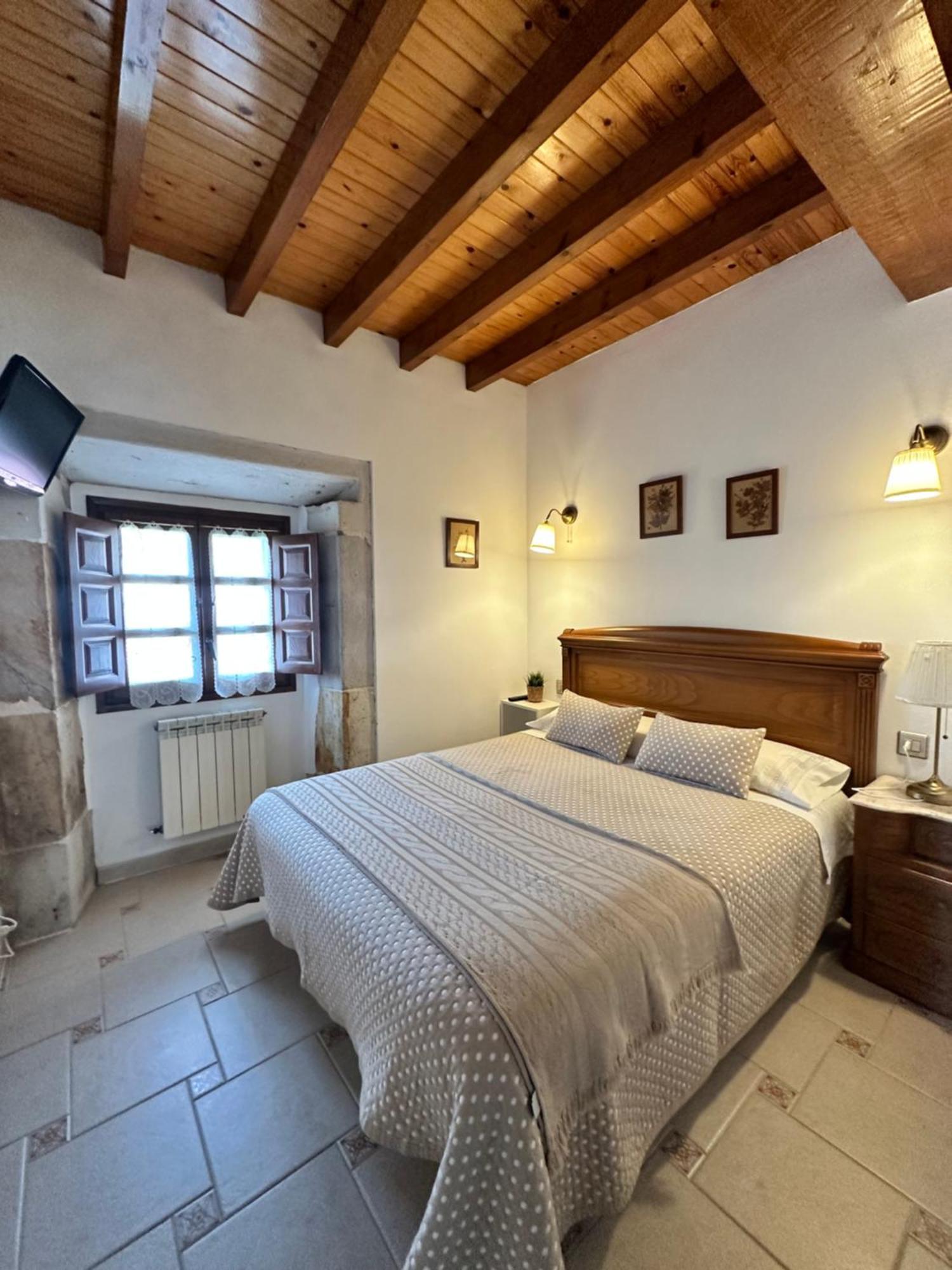 Casa Rural El Torrejon 阿里纳斯·德·卡伯瑞勒斯 外观 照片